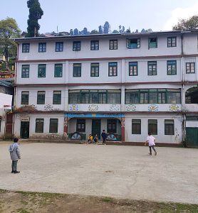 Tibetan_Refugee_Self_Help_Centre_-_Darjeeling_(7)