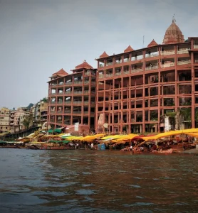 one-day-indore-to-omkareshwar-jyotirlinga-sightseeing-tour-package-private-car-header.jpg